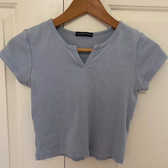 Brandy Melville Baby Blue Short Sleeve Crop Top - Picture 6 of 10